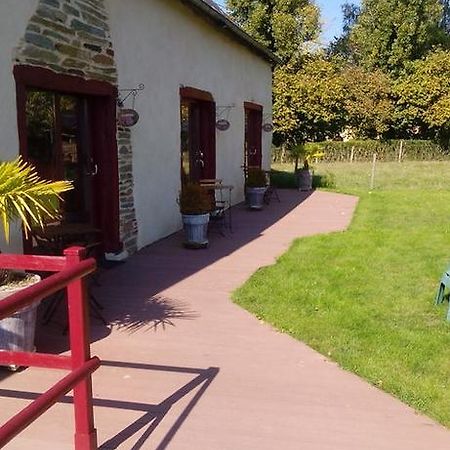Bed and Breakfast La Malcotais Noyal-Chatillon-sur-Seich Exterior foto