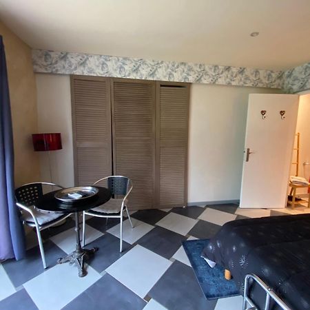 Bed and Breakfast La Malcotais Noyal-Chatillon-sur-Seich Exterior foto