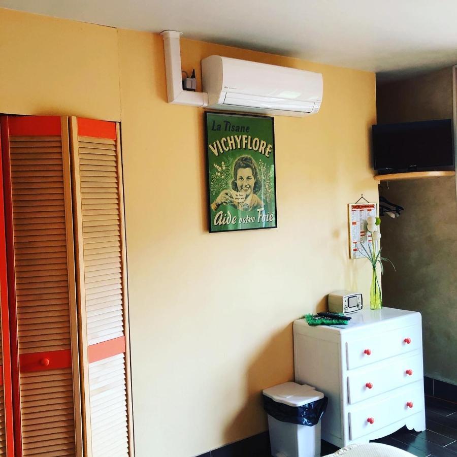 Bed and Breakfast La Malcotais Noyal-Chatillon-sur-Seich Exterior foto